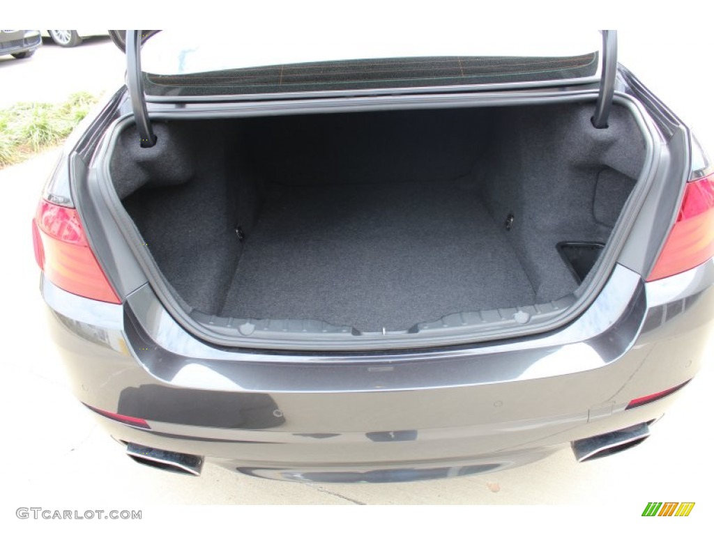 2011 BMW 5 Series 550i Sedan Trunk Photo #76490022