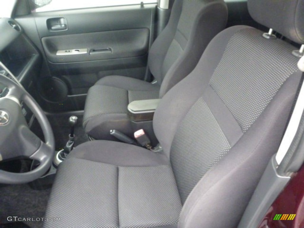 2005 Scion xB Standard xB Model Front Seat Photos