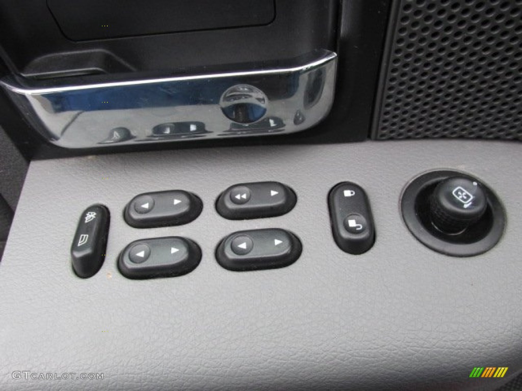 2008 Ford F150 STX SuperCab 4x4 Controls Photo #76493651