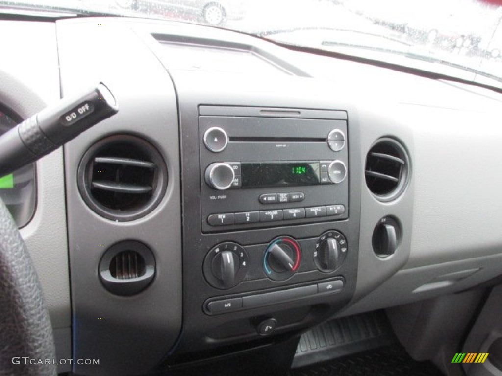 2008 Ford F150 STX SuperCab 4x4 Controls Photos
