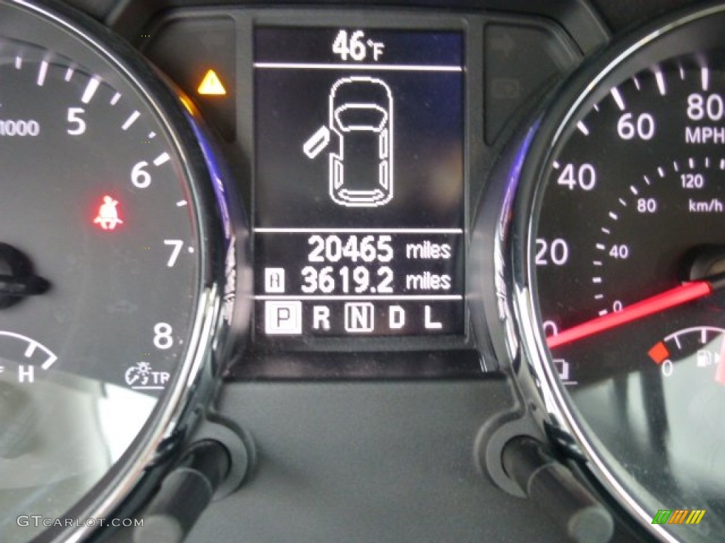 2011 Rogue SV AWD - Gotham Gray Metallic / Gray photo #20