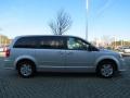 Bright Silver Metallic - Grand Caravan SE Photo No. 6