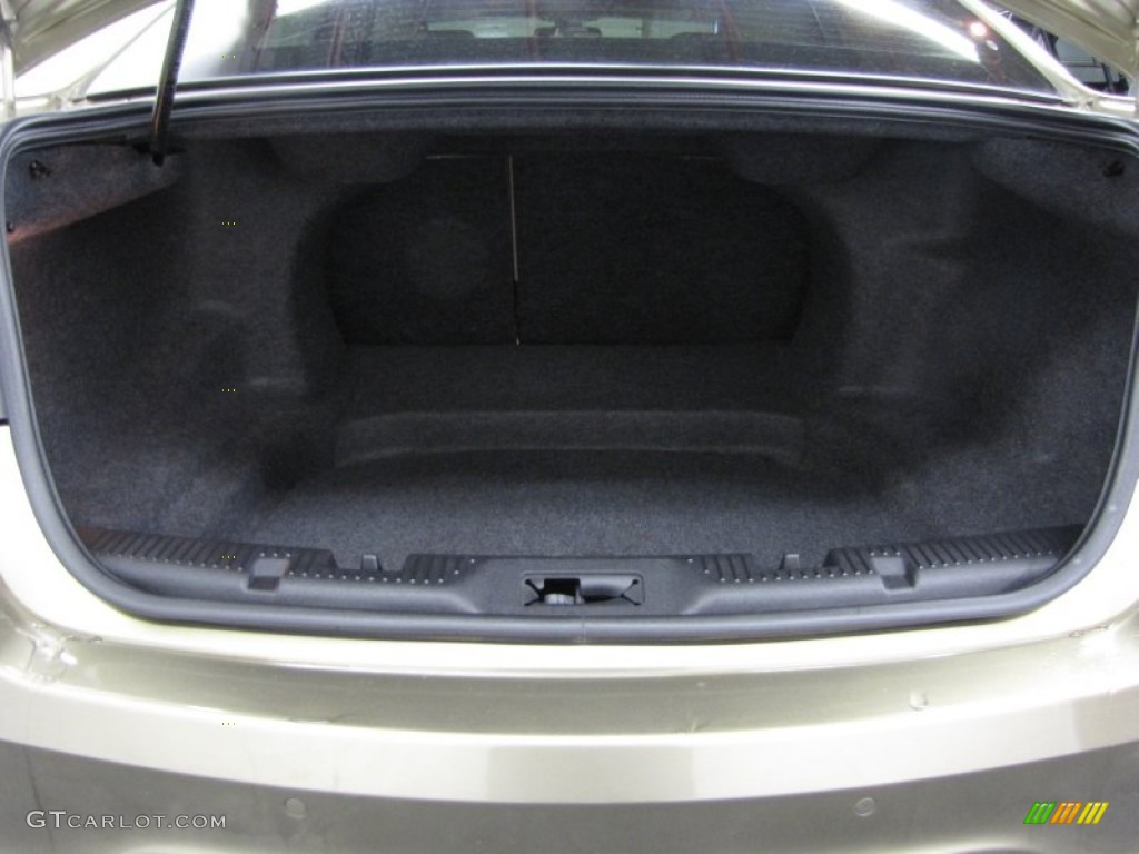 2012 Ford Taurus SEL Trunk Photo #76498008