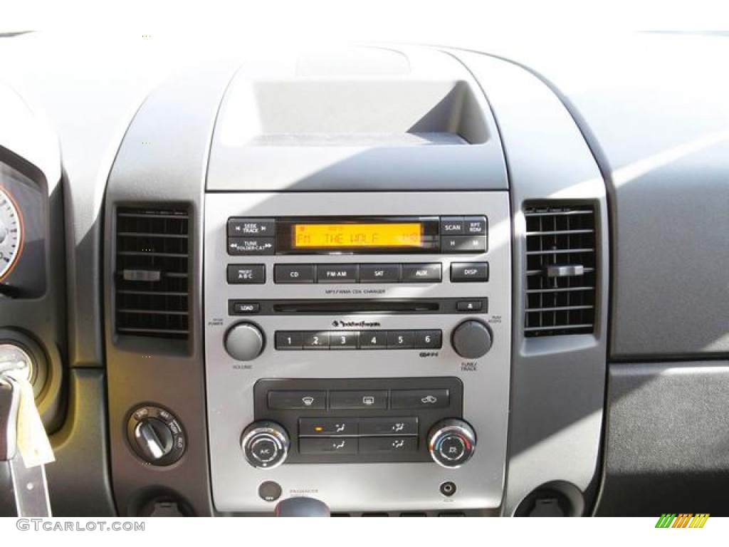 2012 Nissan Titan Pro-4X King Cab 4x4 Controls Photos