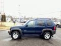 Patriot Blue Pearl - Liberty Sport 4x4 Photo No. 4
