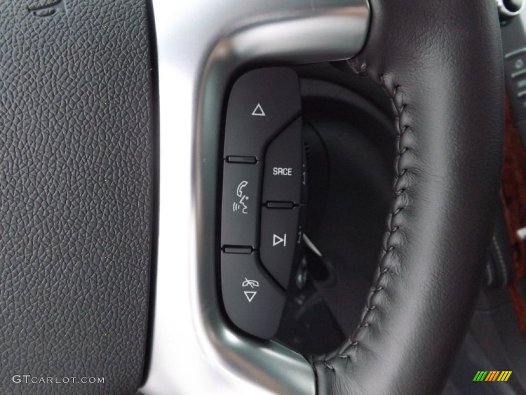 2013 Chevrolet Traverse LT Controls Photo #76511070