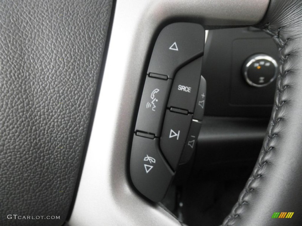 2013 GMC Sierra 2500HD SLE Regular Cab 4x4 Controls Photo #76512738