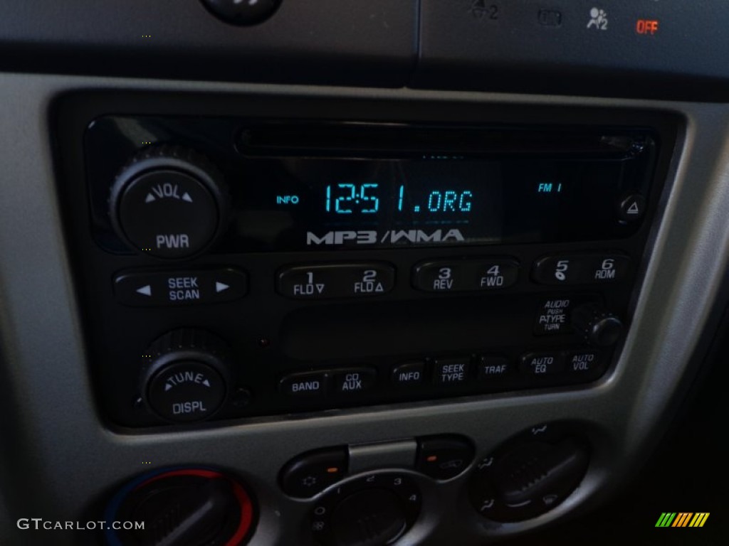 2011 GMC Canyon SLE Crew Cab Audio System Photo #76514231