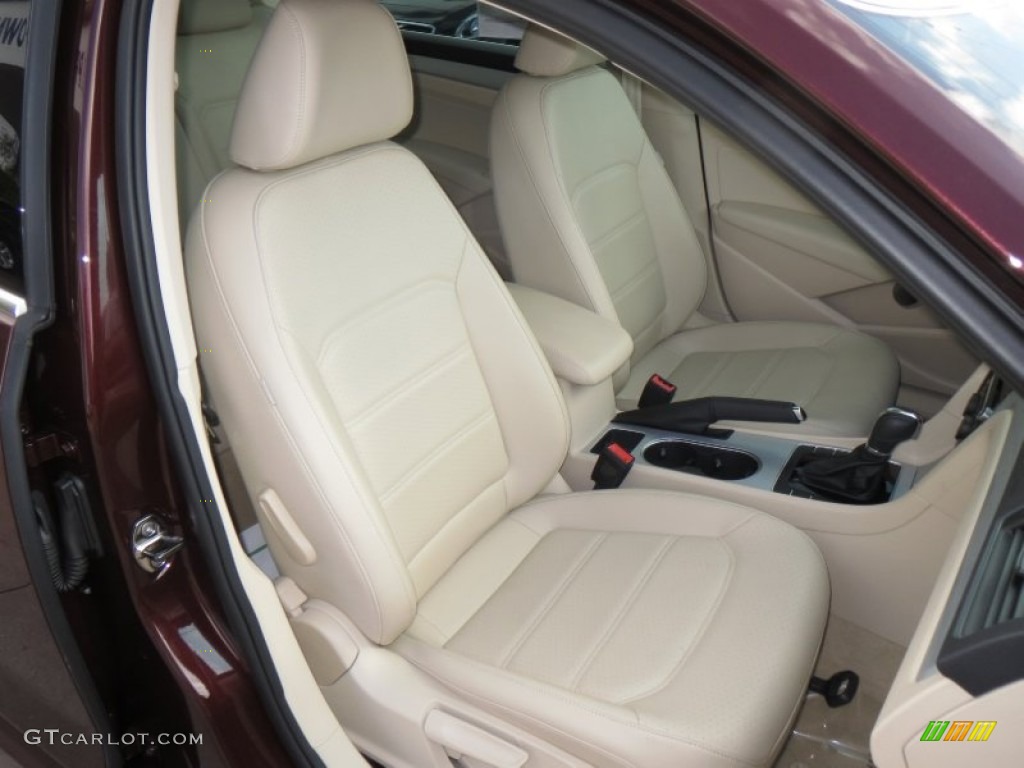 2013 Volkswagen Passat 2.5L SE Front Seat Photo #76515568