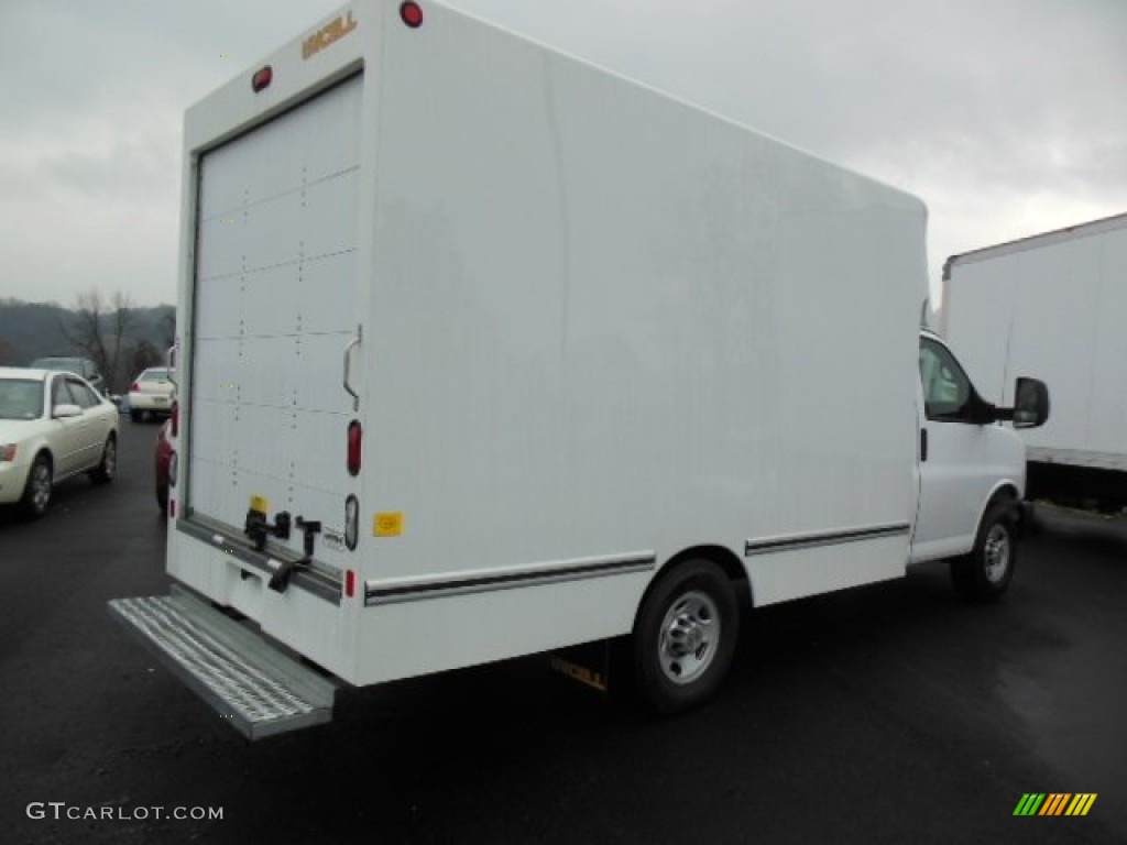 2013 Express Cutaway 3500 Moving Van - Summit White / Medium Pewter photo #6