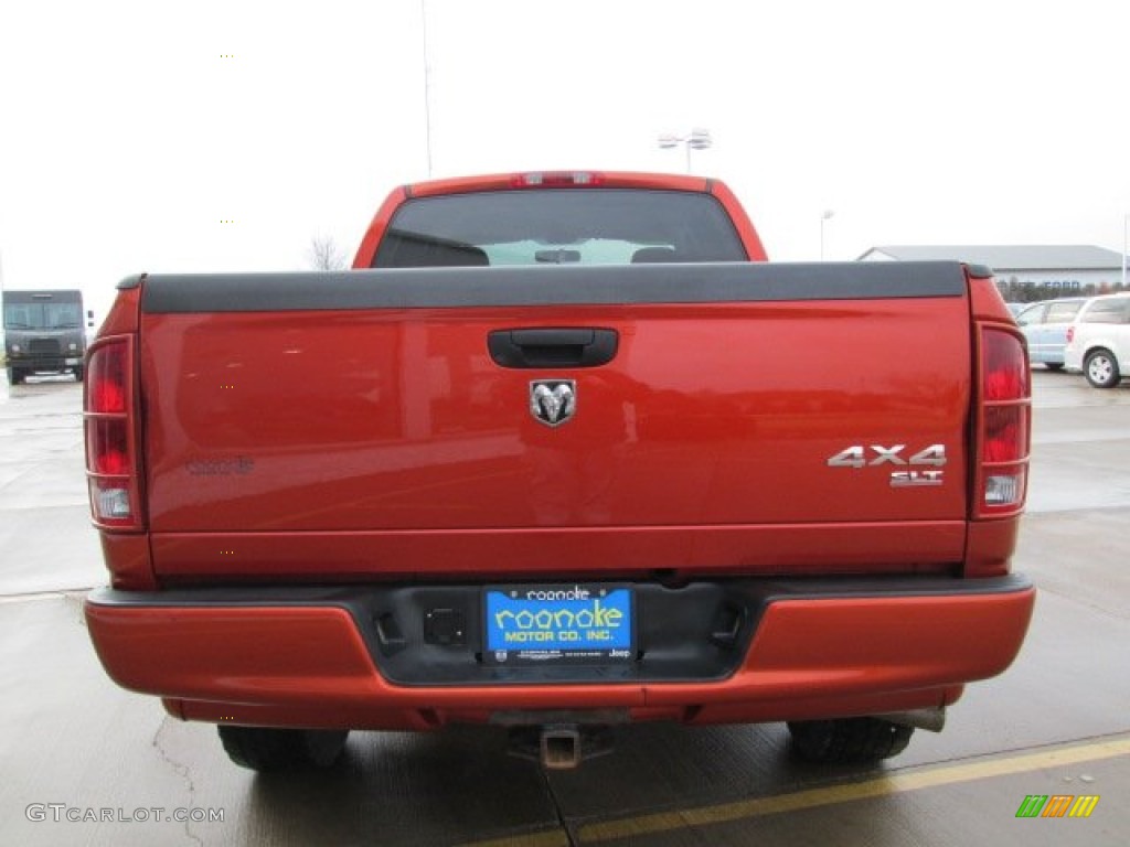 2005 Ram 1500 SLT Daytona Quad Cab 4x4 - Go ManGo! / Dark Slate Gray photo #5