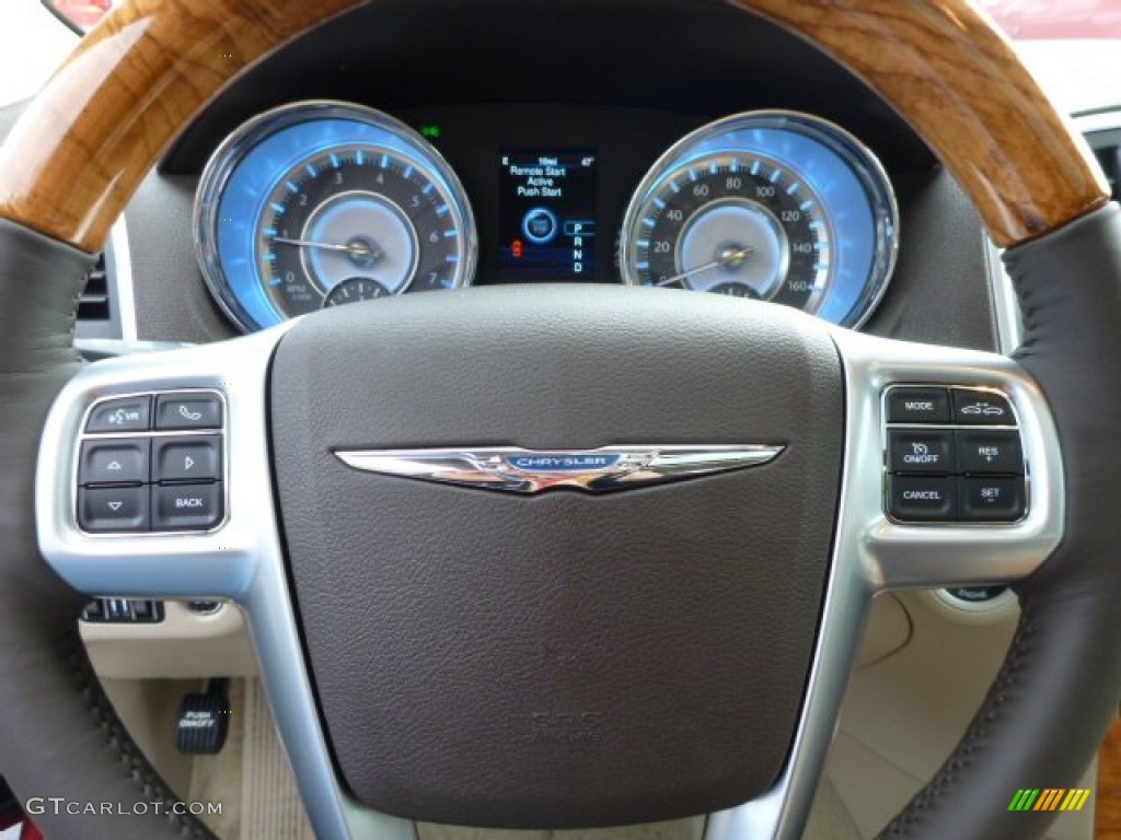 2013 Chrysler 300 C AWD Dark Frost Beige/Light Frost Beige Steering Wheel Photo #76516469