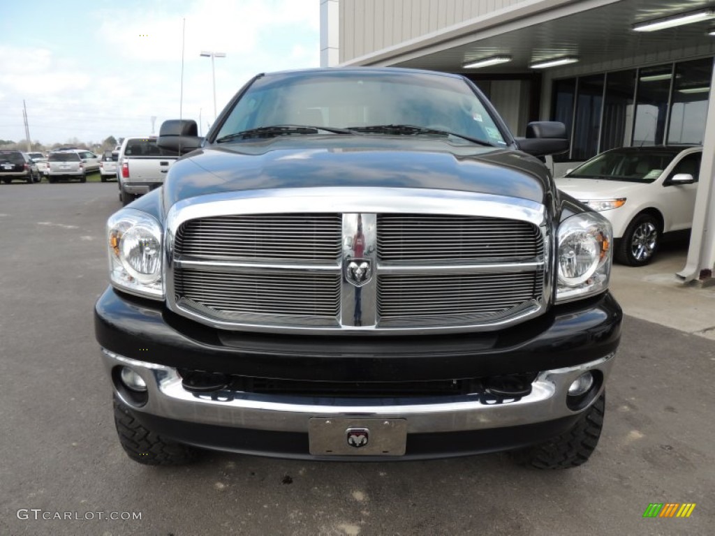 2007 Ram 2500 SLT Mega Cab 4x4 - Brilliant Black / Khaki photo #2