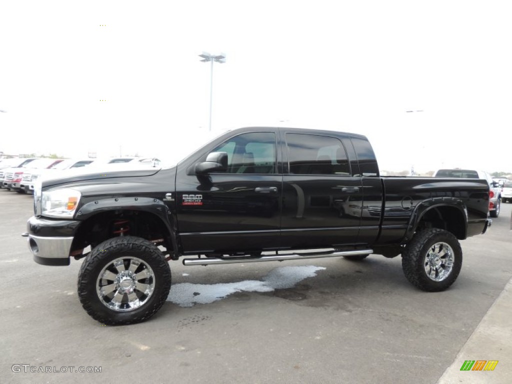 2007 Ram 2500 SLT Mega Cab 4x4 - Brilliant Black / Khaki photo #5