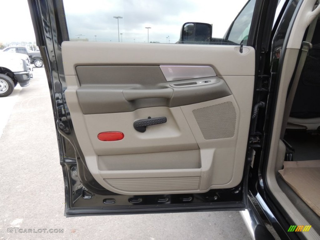 2007 Ram 2500 SLT Mega Cab 4x4 - Brilliant Black / Khaki photo #11
