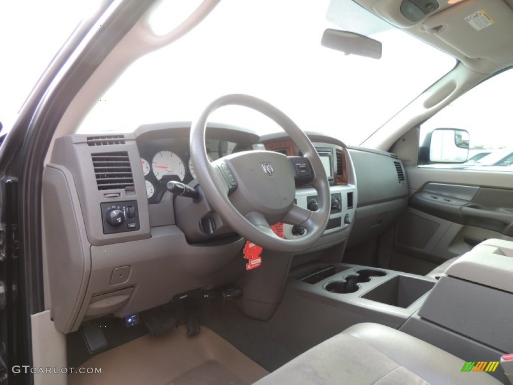 2007 Ram 2500 SLT Mega Cab 4x4 - Brilliant Black / Khaki photo #12