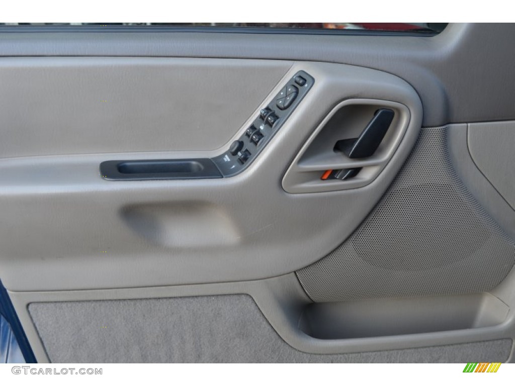 2001 Grand Cherokee Laredo 4x4 - Patriot Blue Pearl / Sandstone photo #8