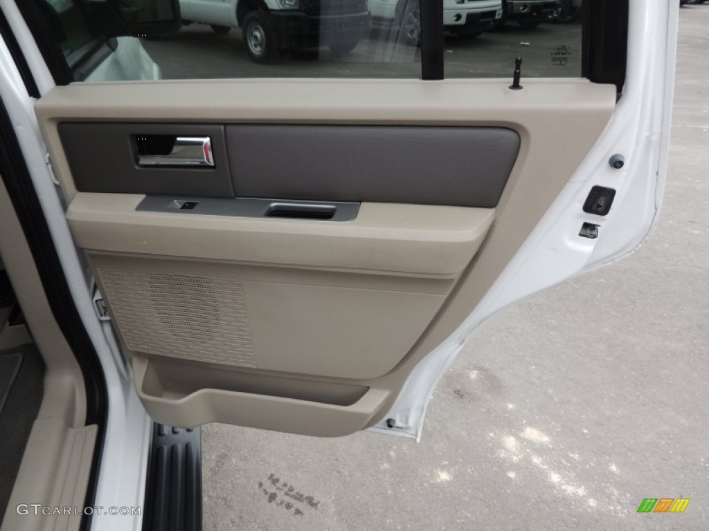 2009 Ford Expedition XLT Stone Door Panel Photo #76517510