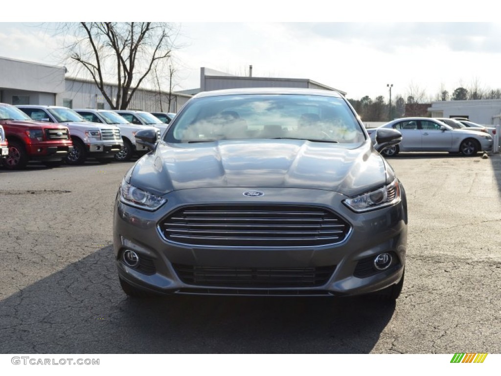 2013 Fusion SE 1.6 EcoBoost - Sterling Gray Metallic / SE Appearance Package Charcoal Black/Red Stitching photo #7