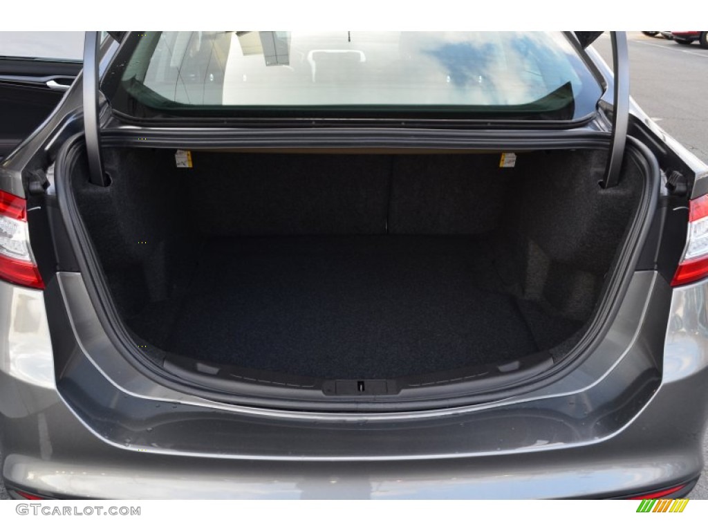 2013 Ford Fusion SE 1.6 EcoBoost Trunk Photo #76520680