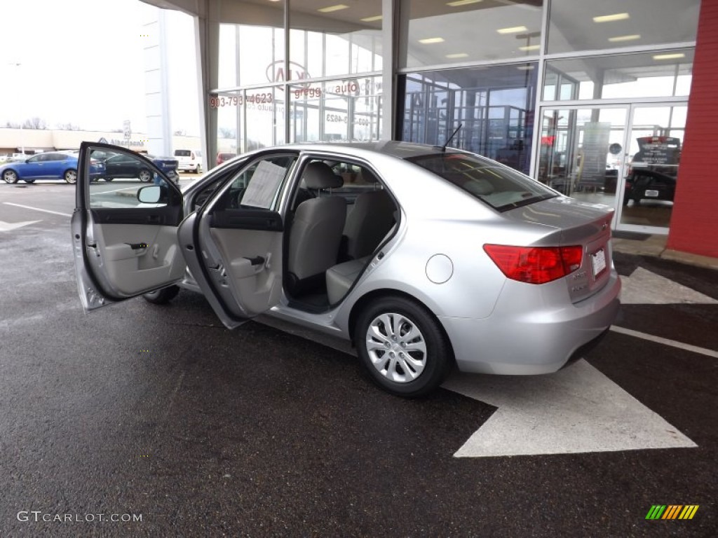2013 Forte LX - Bright Silver / Stone photo #9