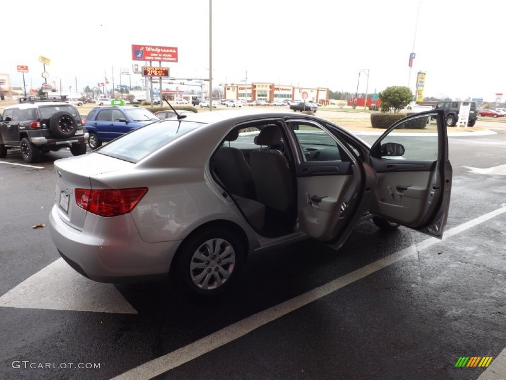 2013 Forte LX - Bright Silver / Stone photo #10