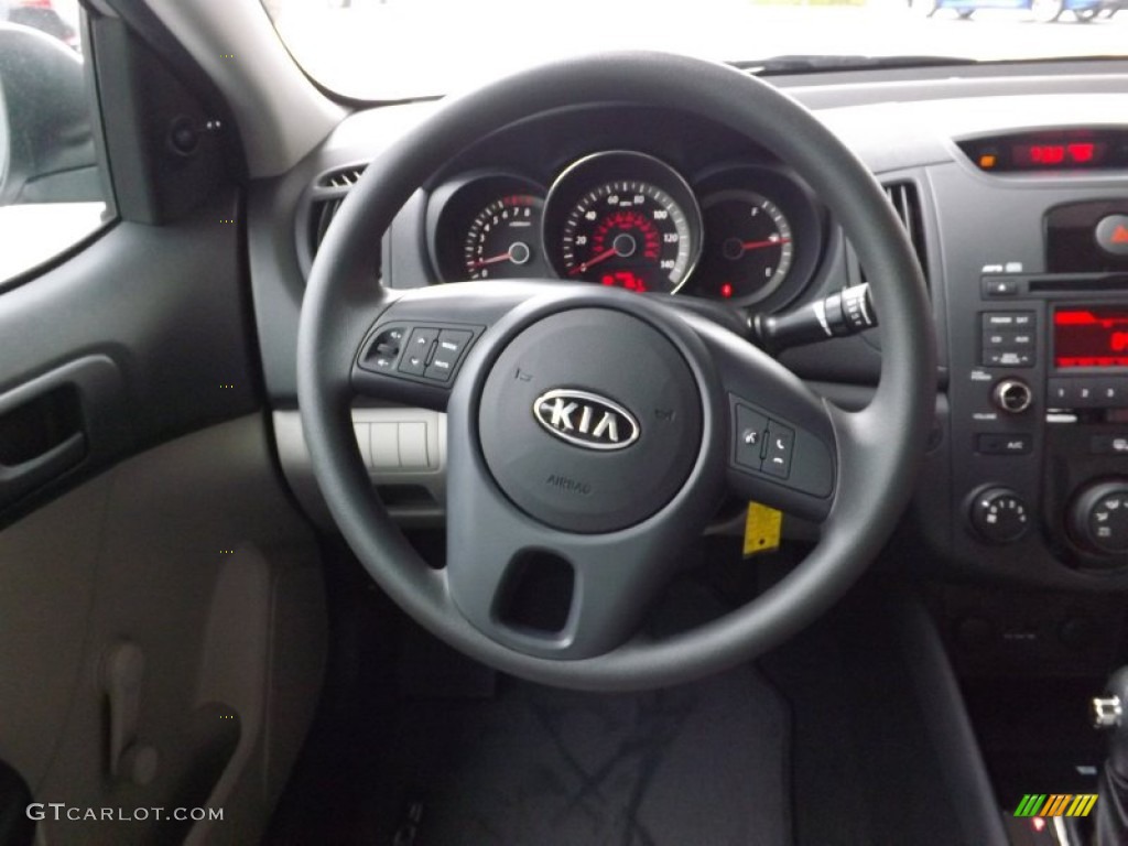 2013 Kia Forte LX Steering Wheel Photos