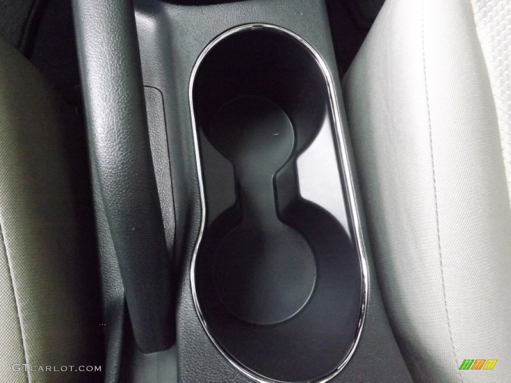 2013 Forte LX - Bright Silver / Stone photo #25