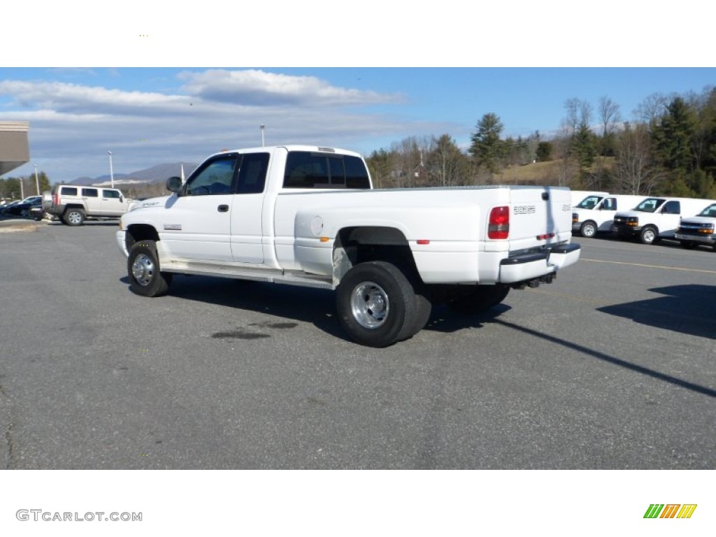 2000 Ram 3500 ST Extended Cab 4x4 Dually - Bright White / Camel/Tan photo #2