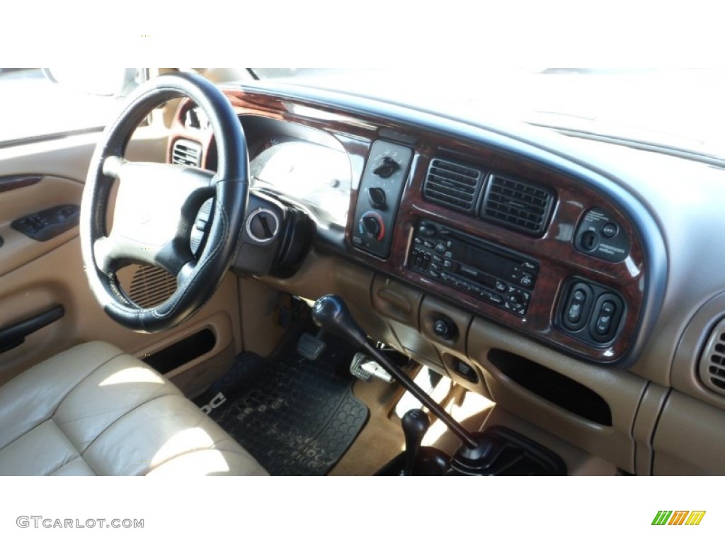 2000 Ram 3500 ST Extended Cab 4x4 Dually - Bright White / Camel/Tan photo #9