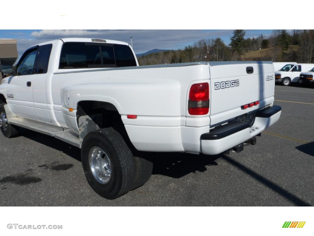 2000 Ram 3500 ST Extended Cab 4x4 Dually - Bright White / Camel/Tan photo #20