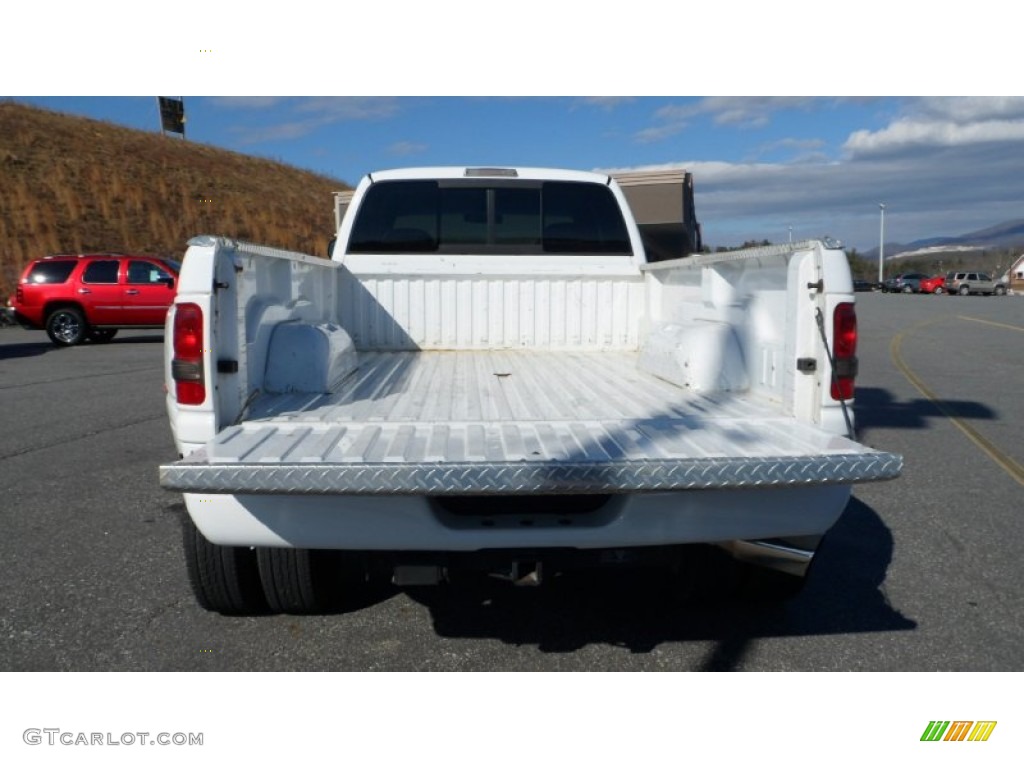 2000 Ram 3500 ST Extended Cab 4x4 Dually - Bright White / Camel/Tan photo #22