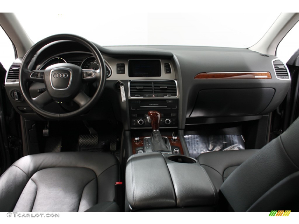 2010 Audi Q7 4.2 Prestige quattro Black Dashboard Photo #76524111
