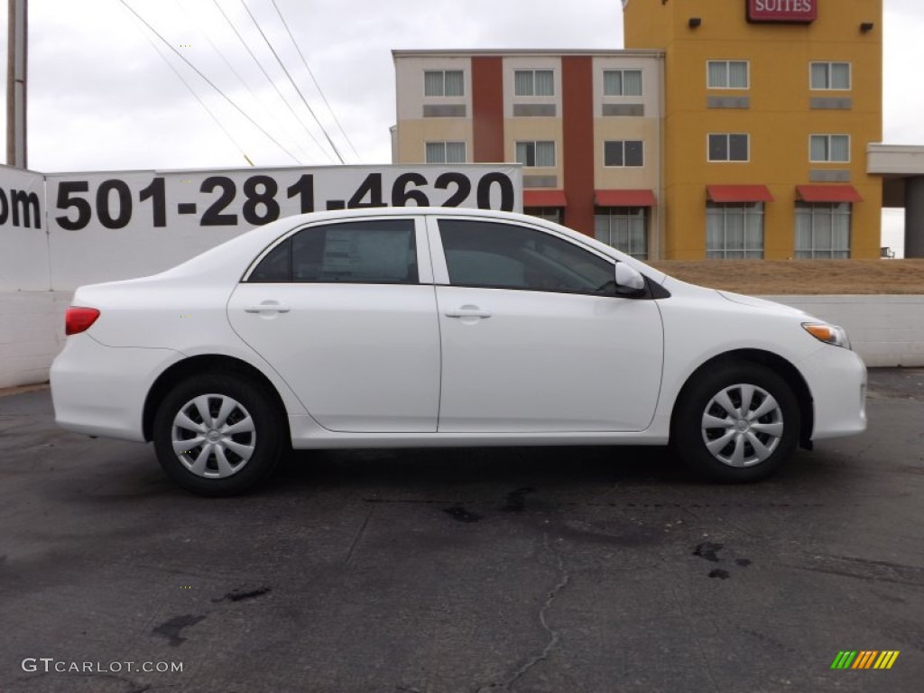 2013 Corolla L - Super White / Ash photo #10