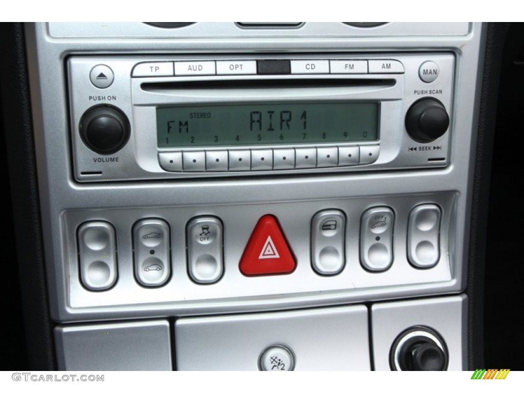 2007 Chrysler Crossfire Roadster Controls Photo #76528163