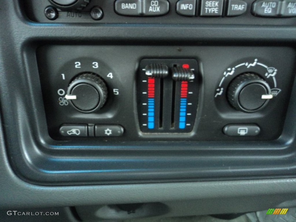 2003 GMC Sierra 1500 SLE Regular Cab 4x4 Controls Photo #76529934