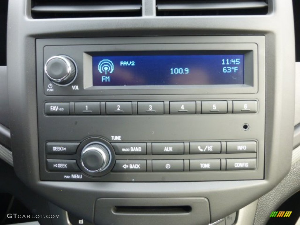 2013 Chevrolet Sonic LS Sedan Audio System Photo #76530644