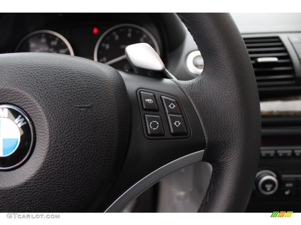 2010 BMW 1 Series 128i Coupe Controls Photo #76530743