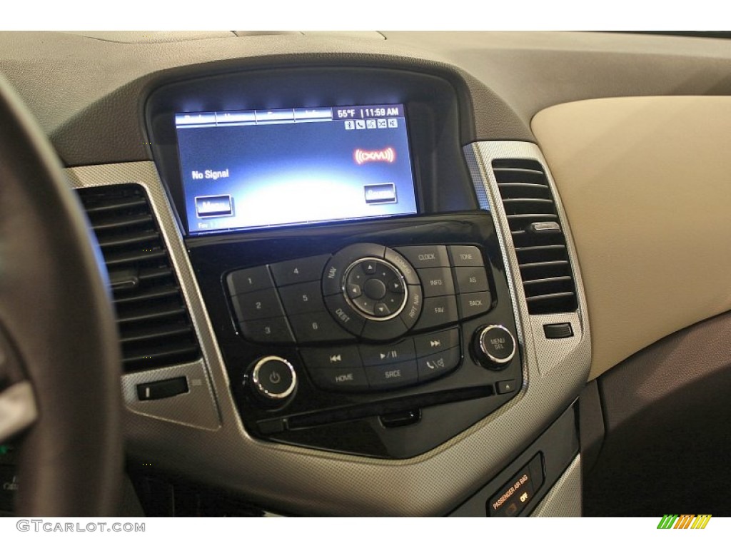 2012 Chevrolet Cruze LTZ/RS Controls Photo #76531559