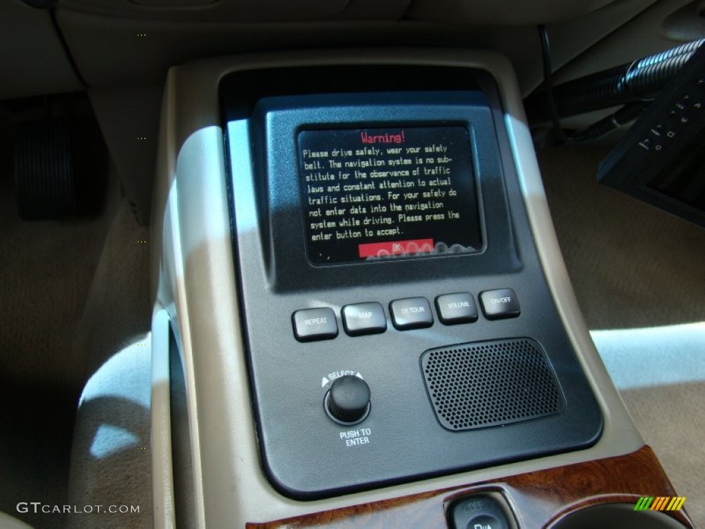 2001 Navigator 4x4 - Black Clearcoat / Medium Parchment photo #24