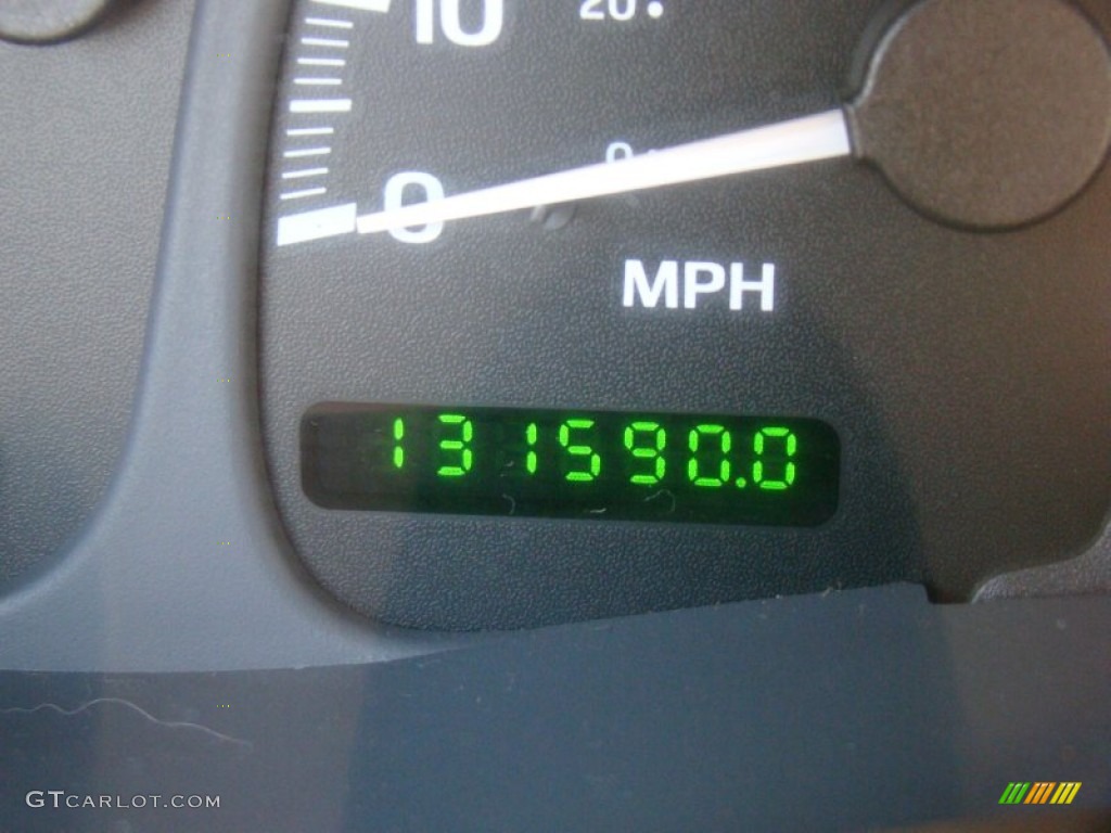 2001 Navigator 4x4 - Black Clearcoat / Medium Parchment photo #28