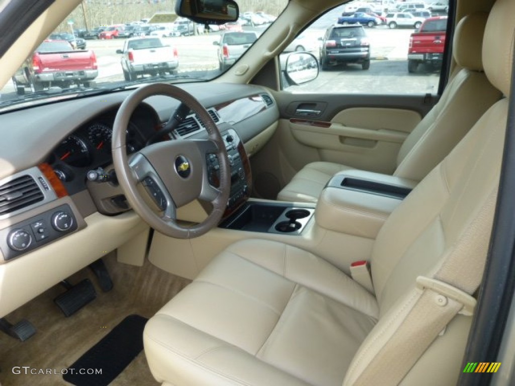 2011 Chevrolet Suburban LT 4x4 Front Seat Photo #76532957