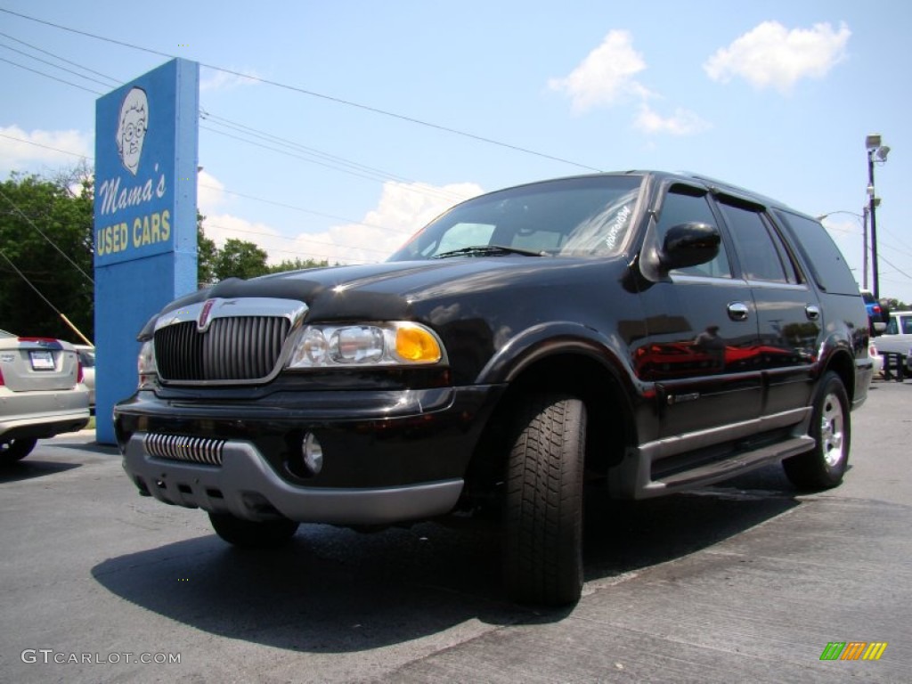 2001 Navigator 4x4 - Black Clearcoat / Medium Parchment photo #33