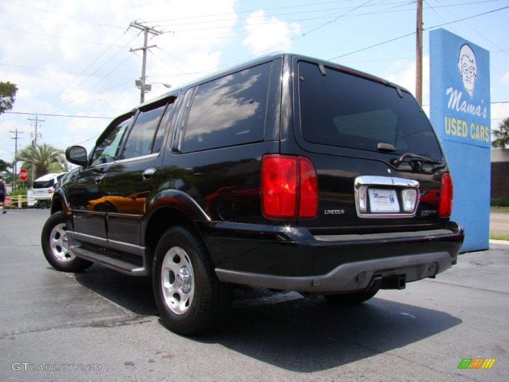 2001 Navigator 4x4 - Black Clearcoat / Medium Parchment photo #34