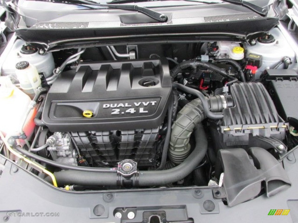 2012 Chrysler 200 Touring Sedan 2.4 Liter DOHC 16Valve