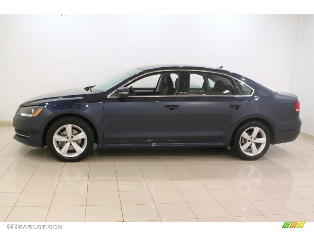 Night Blue Metallic 2013 Volkswagen Passat 2.5L SE Exterior Photo #76535655