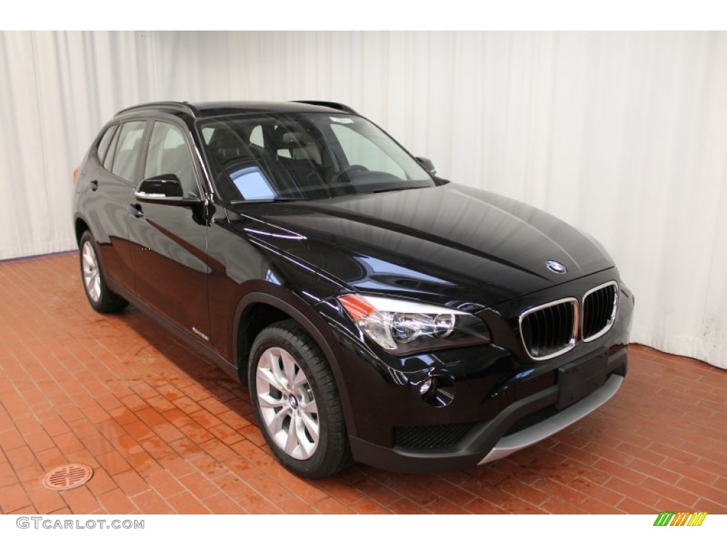 2013 X1 xDrive 28i - Jet Black / Black photo #1