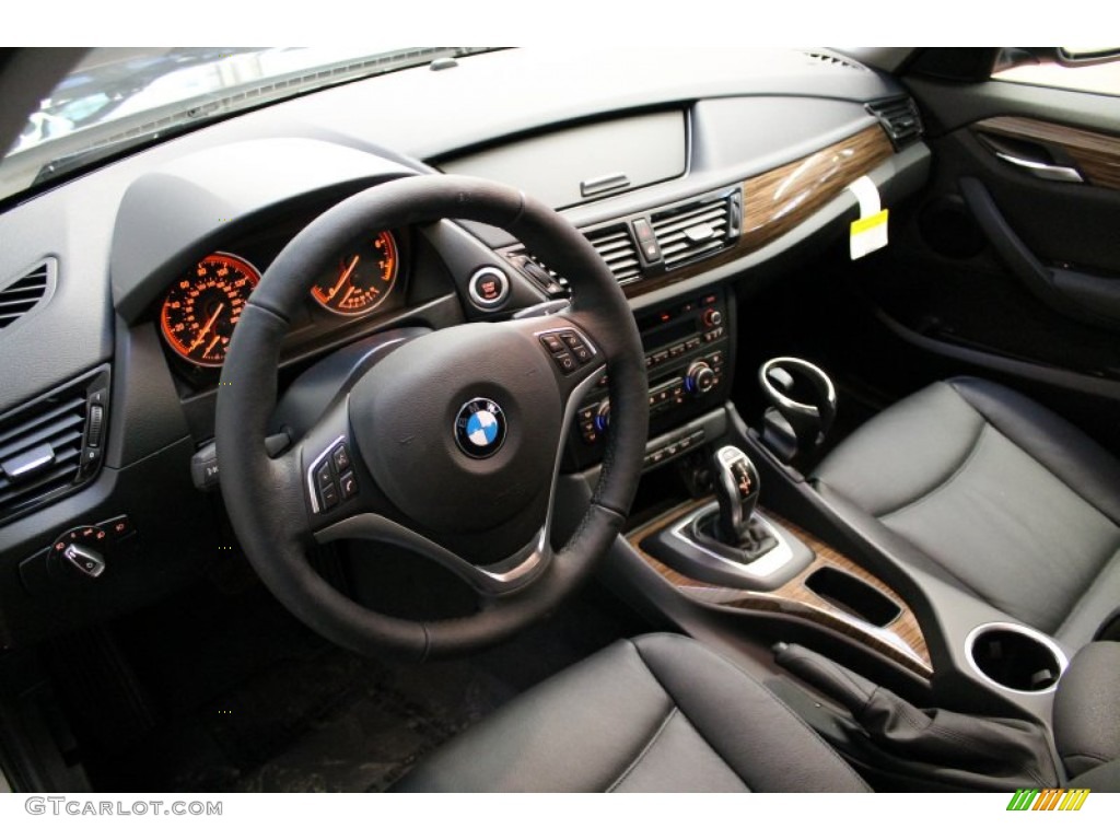 Black Interior 2013 BMW X1 xDrive 28i Photo #76536115