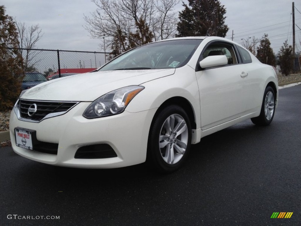 2010 Altima 2.5 S Coupe - Winter Frost White / Blond photo #1
