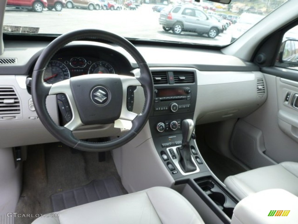 Gray Interior 2009 Suzuki XL7 Luxury AWD Photo #76537013
